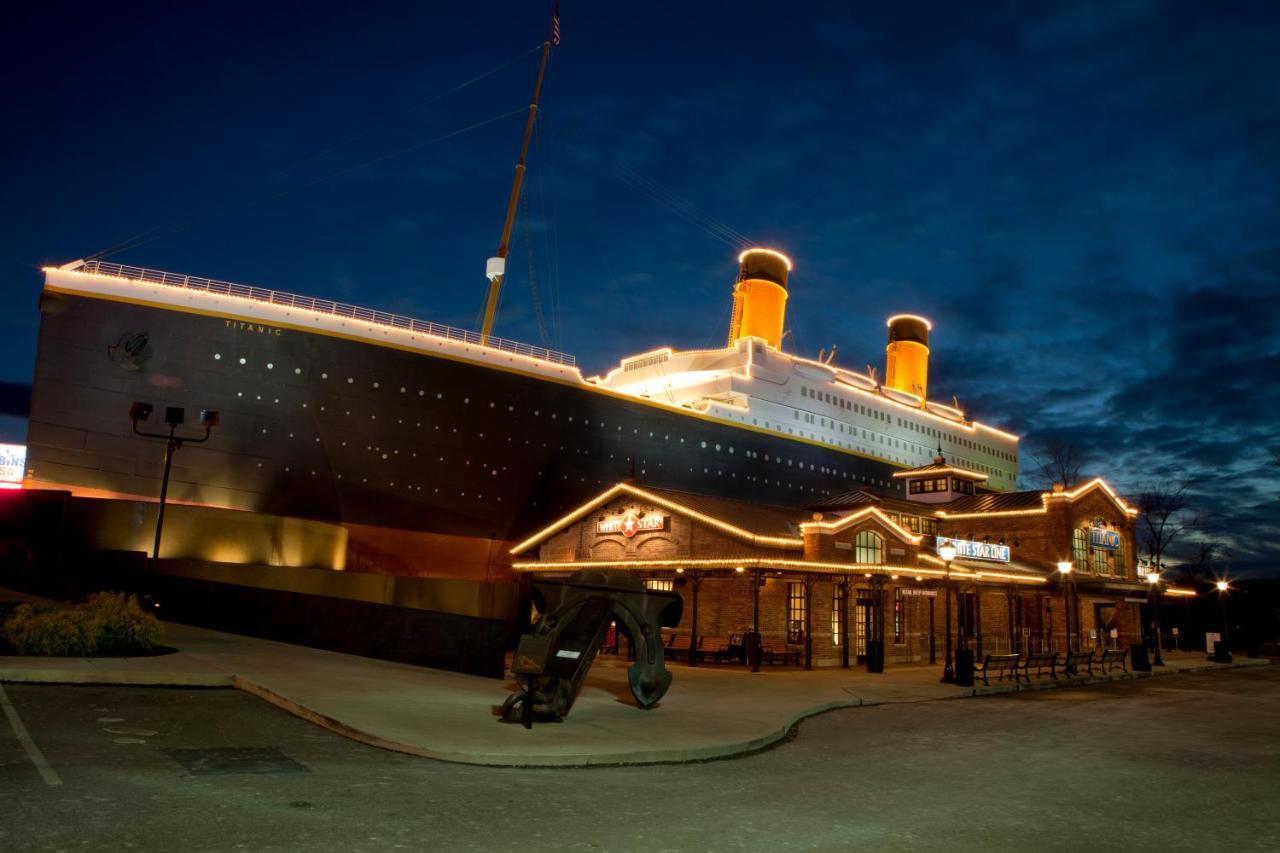Ober Hideaway, Hot Tub, Wifi, 1089 Free Tickets Each Paid Day, Dollywood And More Gatlinburg Buitenkant foto