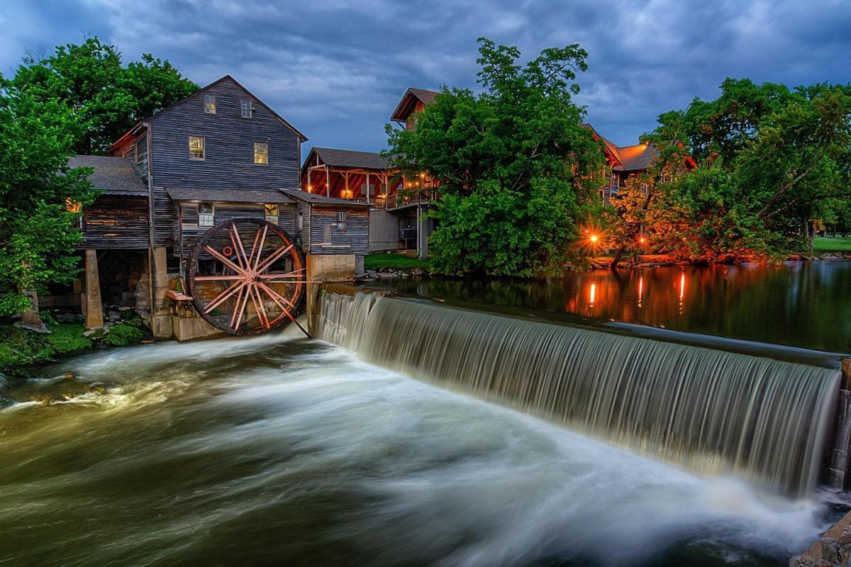 Ober Hideaway, Hot Tub, Wifi, 1089 Free Tickets Each Paid Day, Dollywood And More Gatlinburg Buitenkant foto