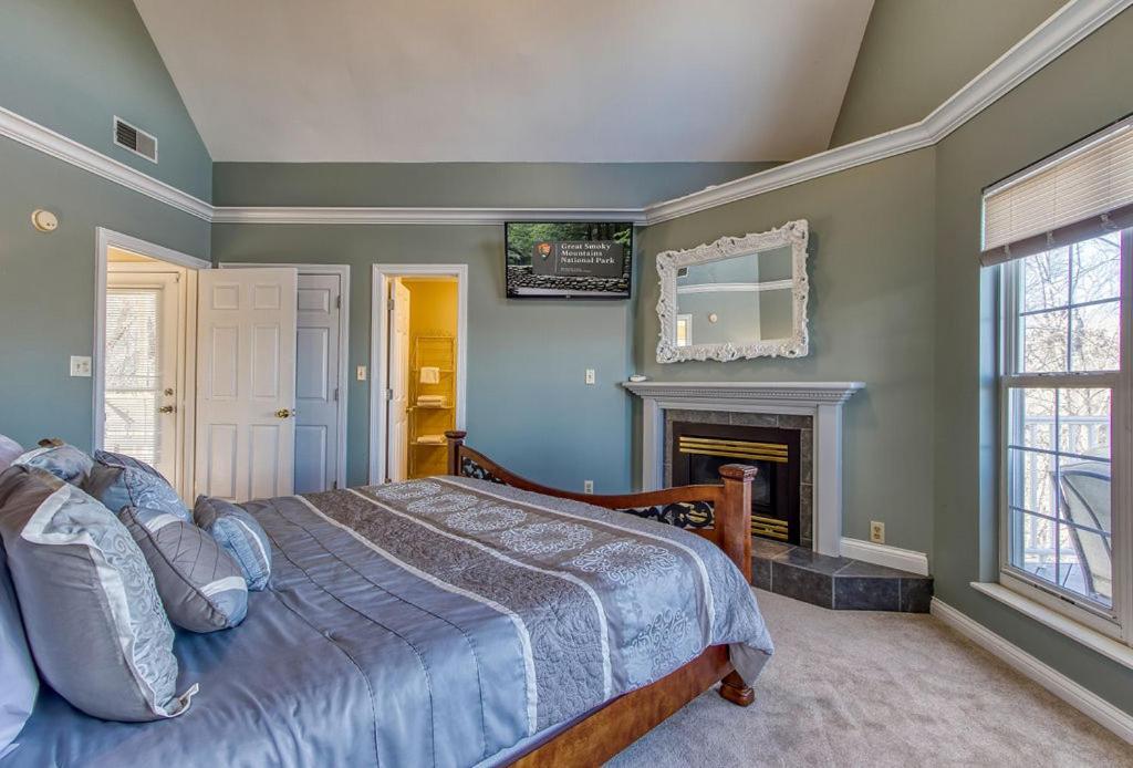 Ober Hideaway, Hot Tub, Wifi, 1089 Free Tickets Each Paid Day, Dollywood And More Gatlinburg Buitenkant foto
